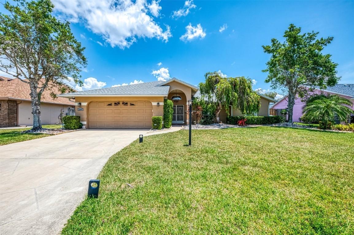 5742 39th Street Cir., Bradenton, FL 34203