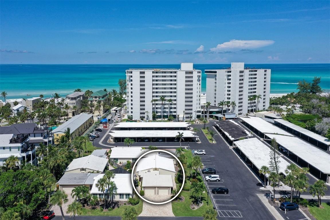104 Whispering Sands Dr. #V27, Sarasota, FL 34242