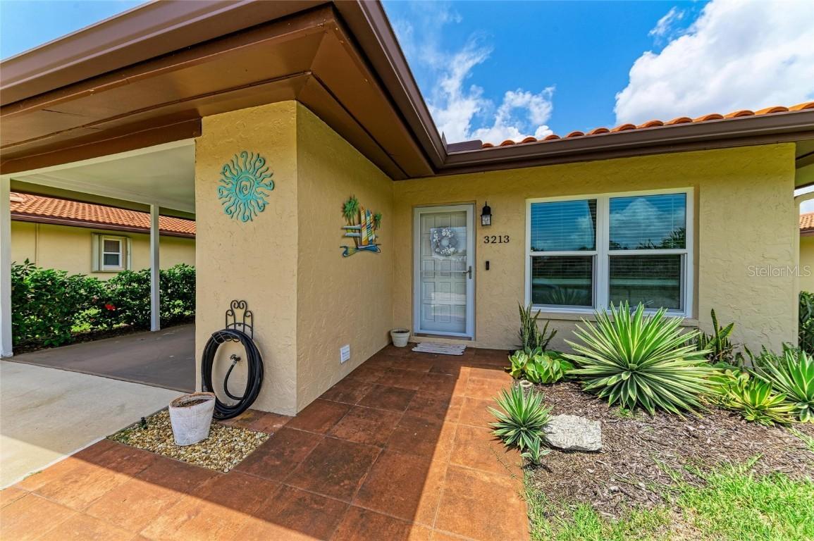 3213 Mercer Rd., Bradenton, FL 34207