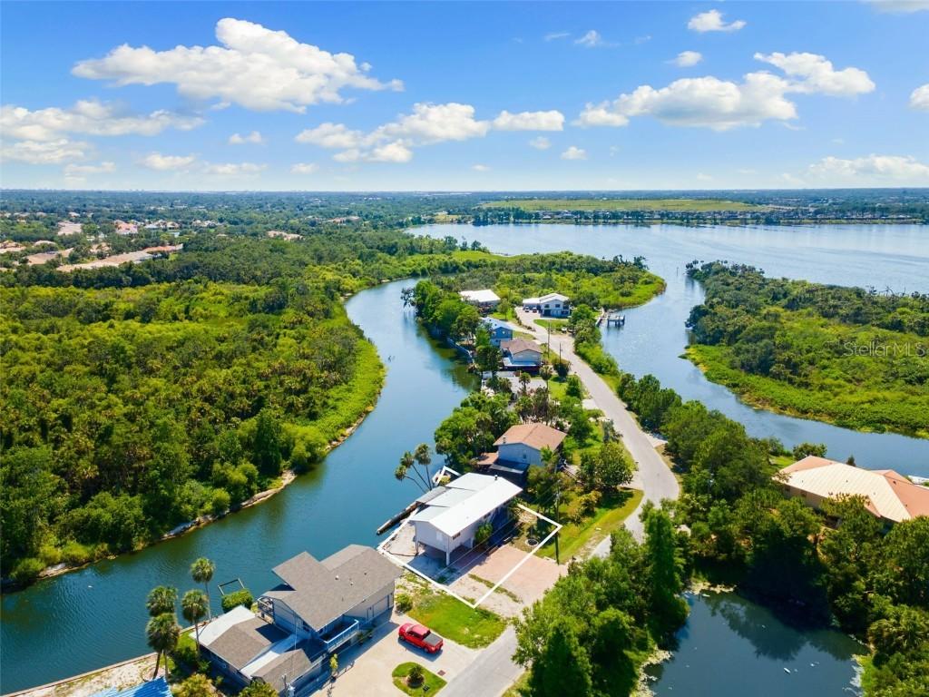 6406 Lincoln Rd., Bradenton, FL 34203