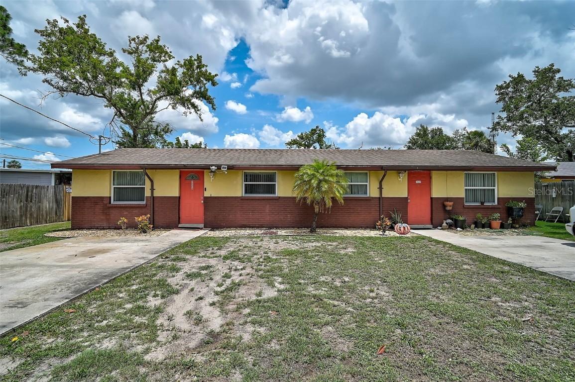 3027 W 46th Ave., Bradenton, FL 34207