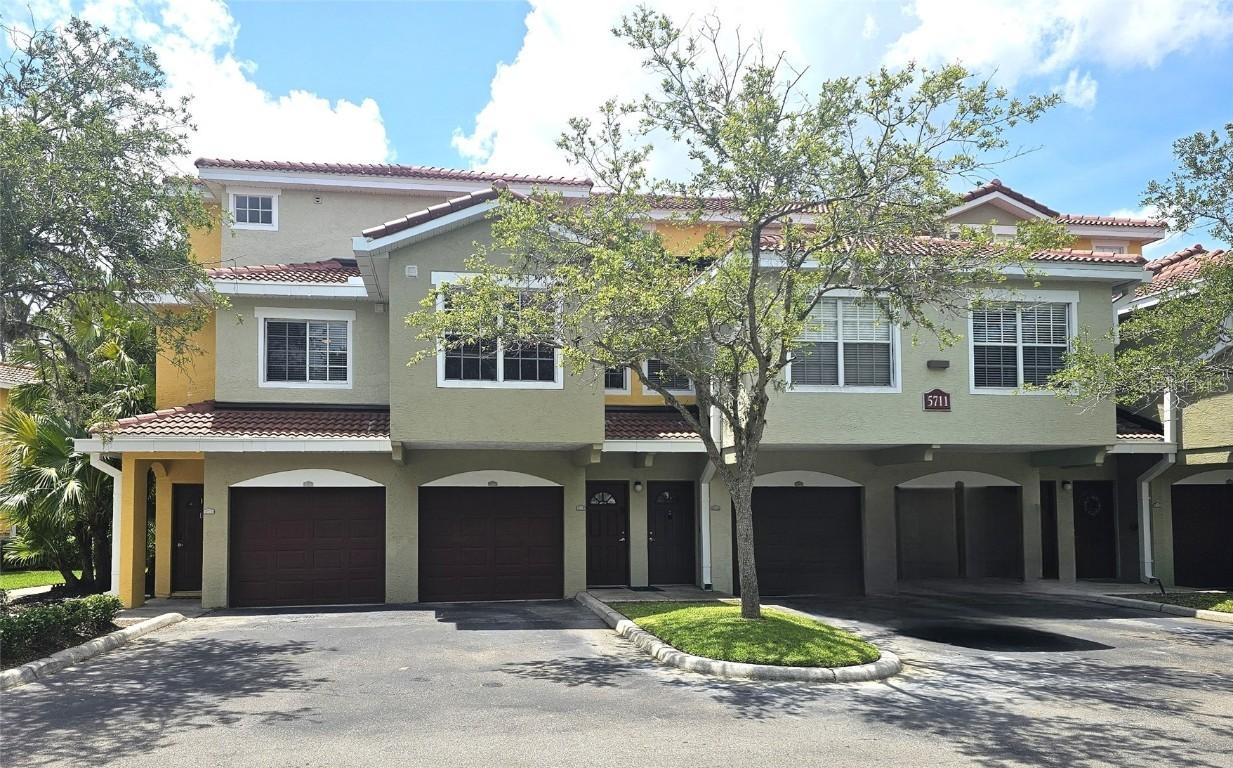 5711 Bentgrass Dr. #19-203, Sarasota, FL 34235