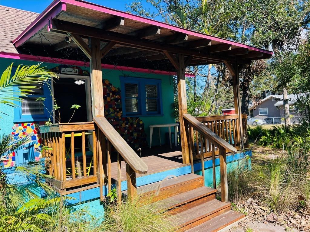 1019 10th Ave., Bradenton, FL 34205