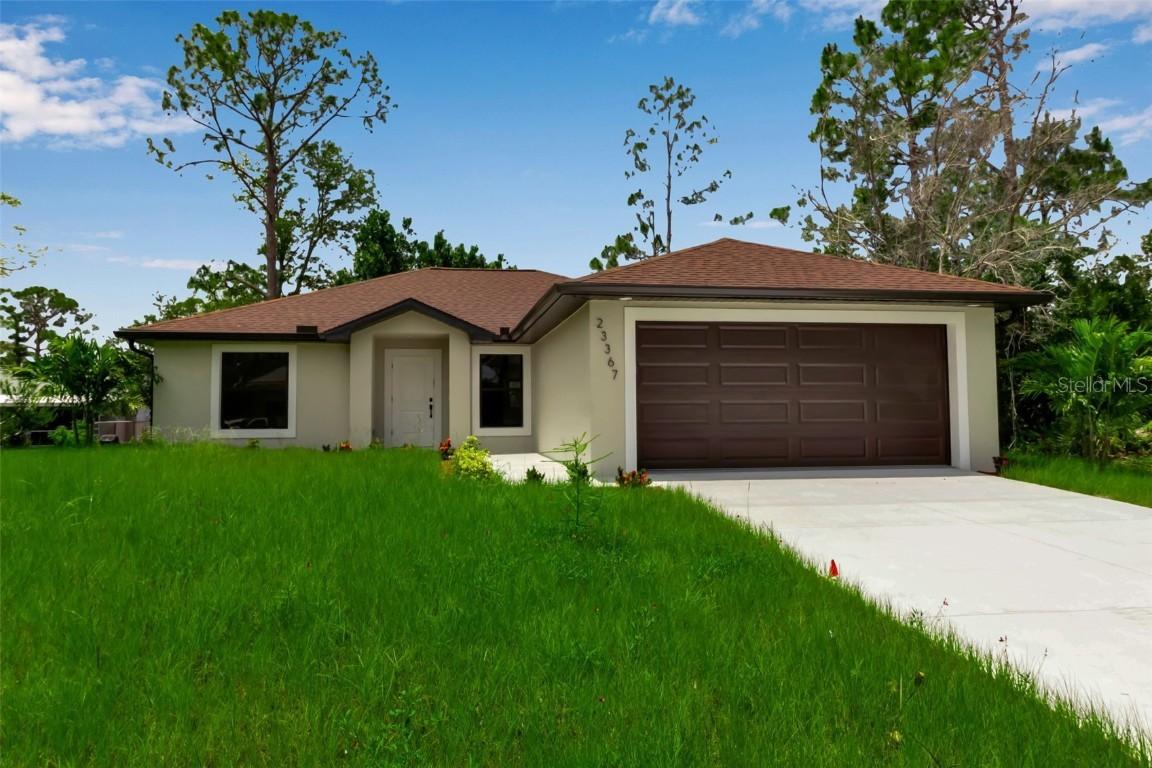 23367 Mayville Ave., Punta Gorda, FL 33980