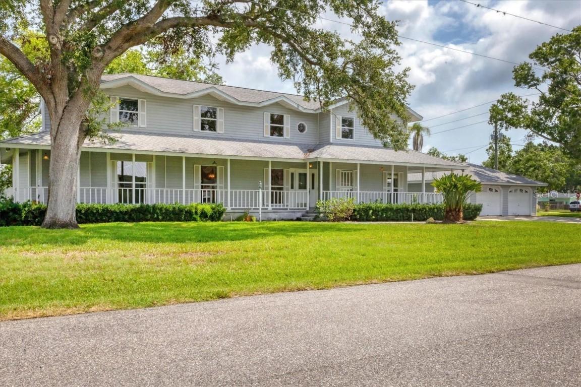 2002 8th St., Palmetto, FL 34221
