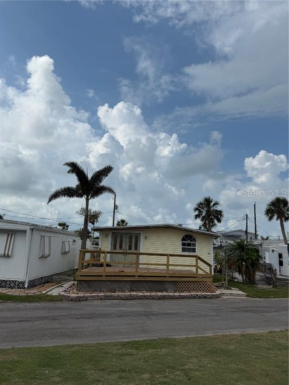 2601 Gulf Dr. #B4, Bradenton Beach, FL 34217
