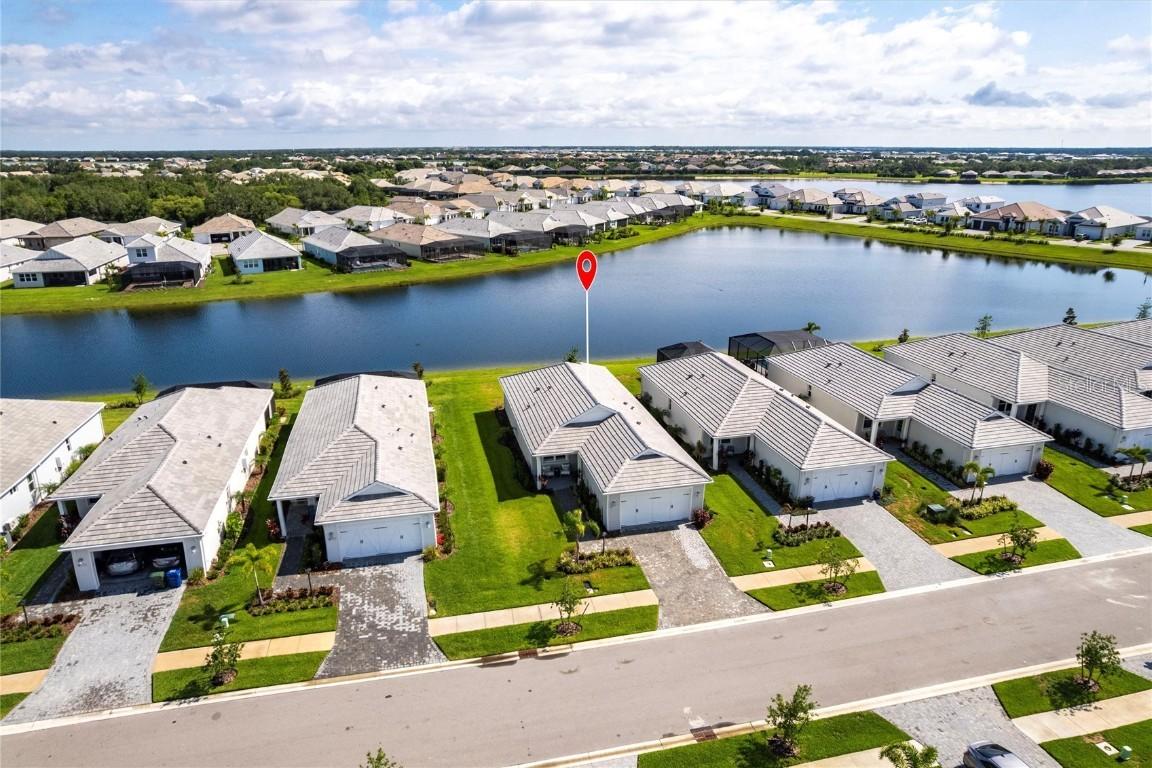 8148 Sternway Rd., Sarasota, FL 34240