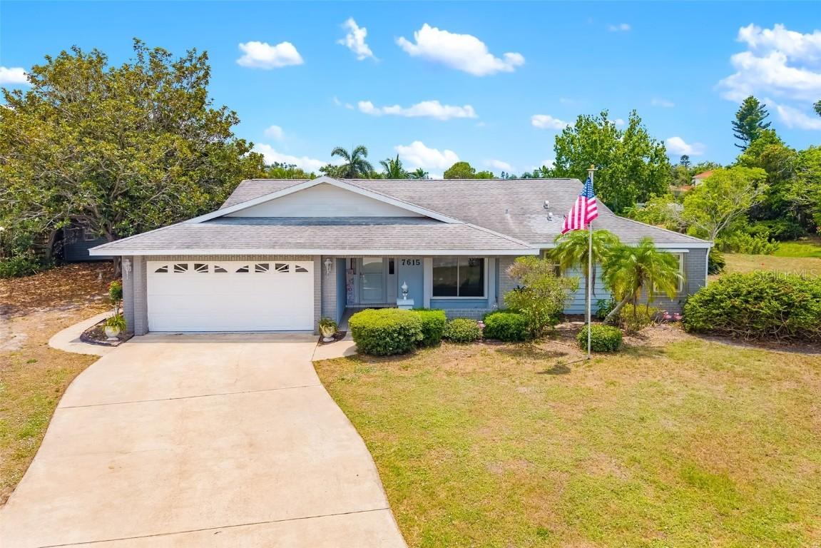 7615 17th Ave., Bradenton, FL 34209