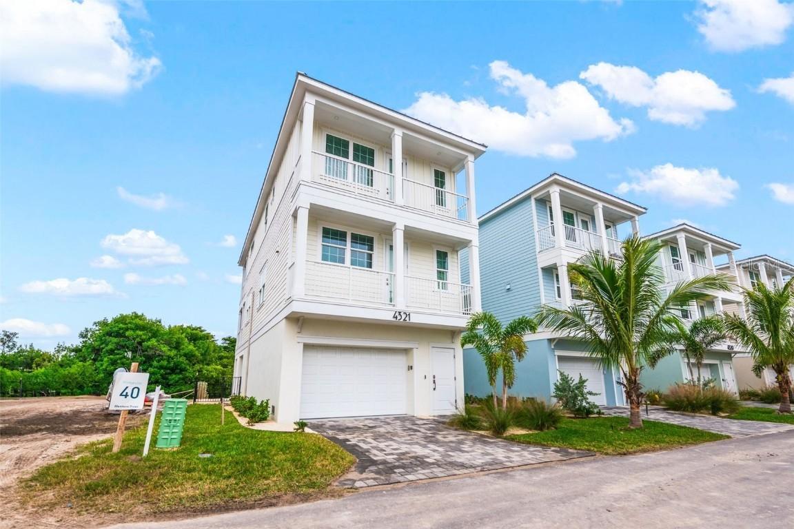 4321 Marina View Way, Cortez, FL 34215