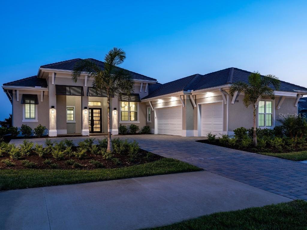 1198 Blue Shell Loop, Sarasota, FL 34240