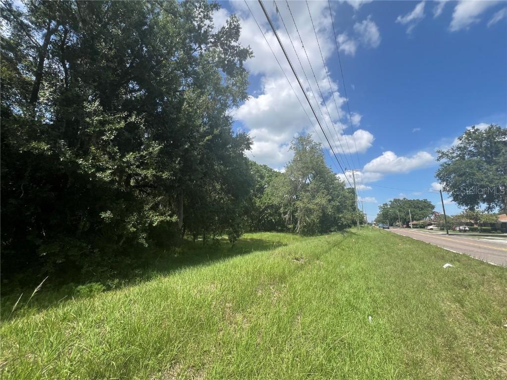 1308 E Alsobrook St., Plant City, FL 33563