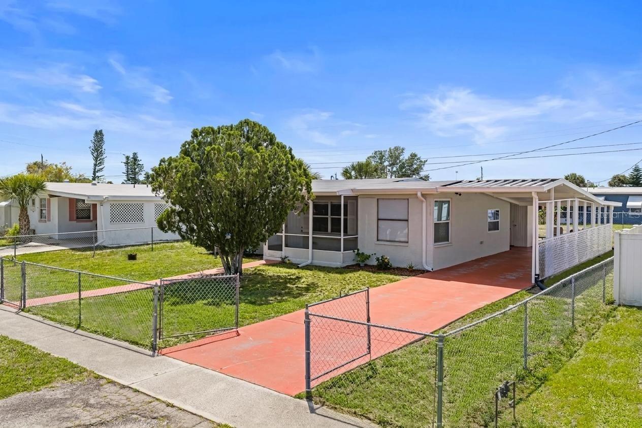 8725 Aero Ave., North Port, FL 34287