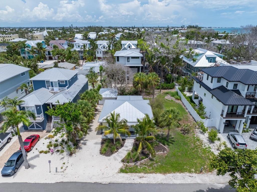 109 Maple Ave., Anna Maria, FL 34216