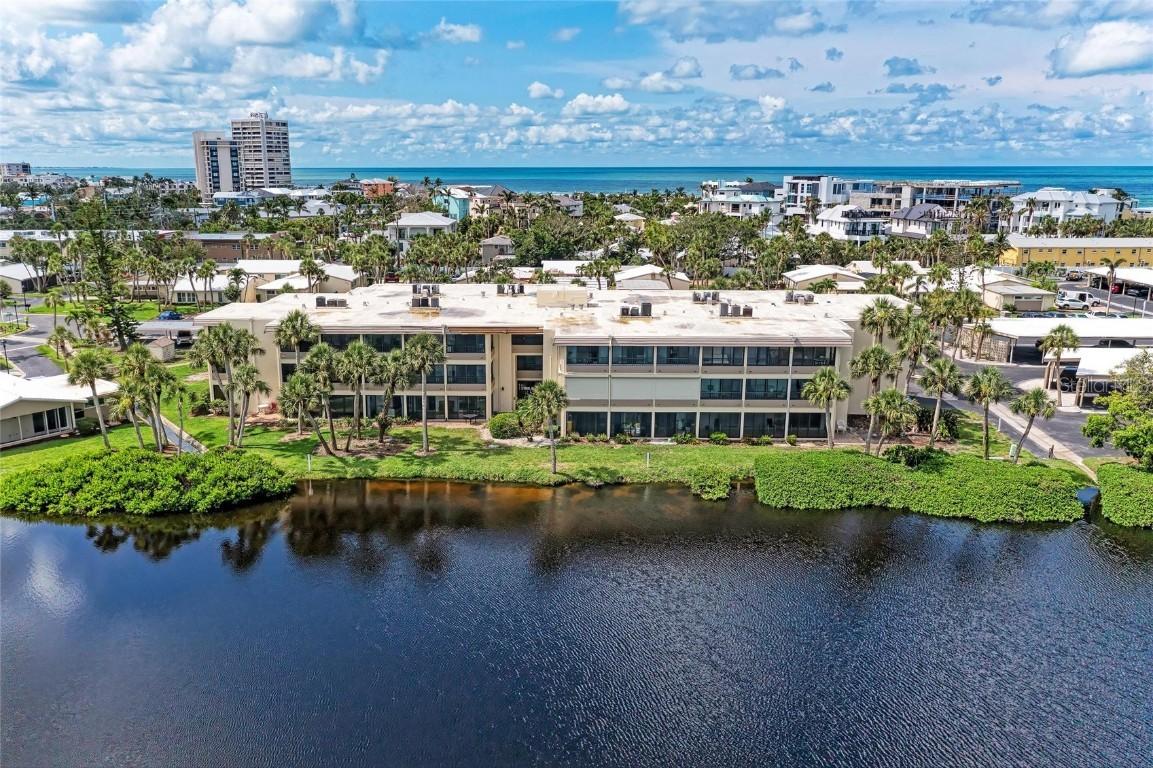 101 Whispering Sands Dr. #307, Sarasota, FL 34242