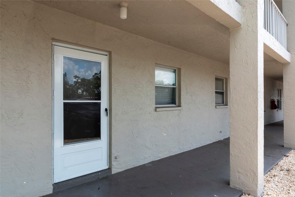 3072 Lake Bayshore Dr. #119, Bradenton, FL 34205