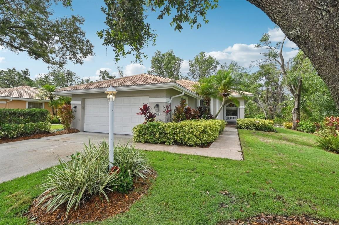 6744 Hickory Hammock Cir., Bradenton, FL 34202