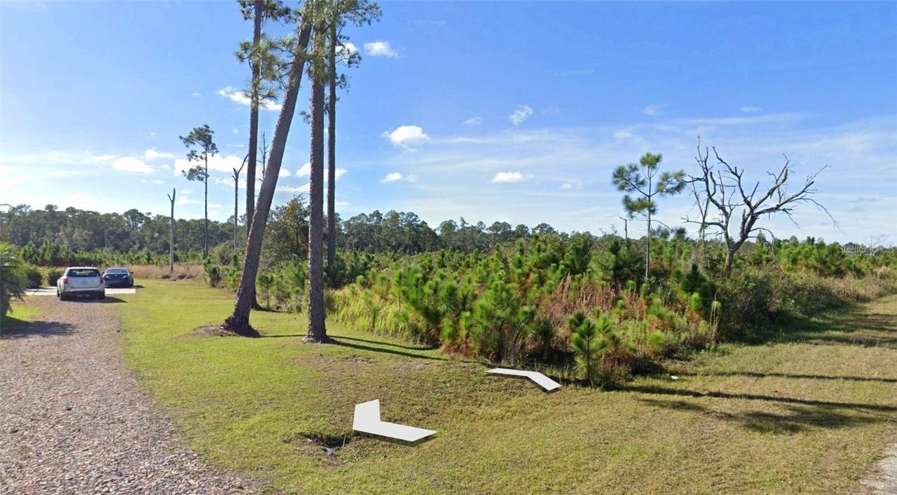 207 Magnolia Dr., Indian Lake Estates, FL 33855