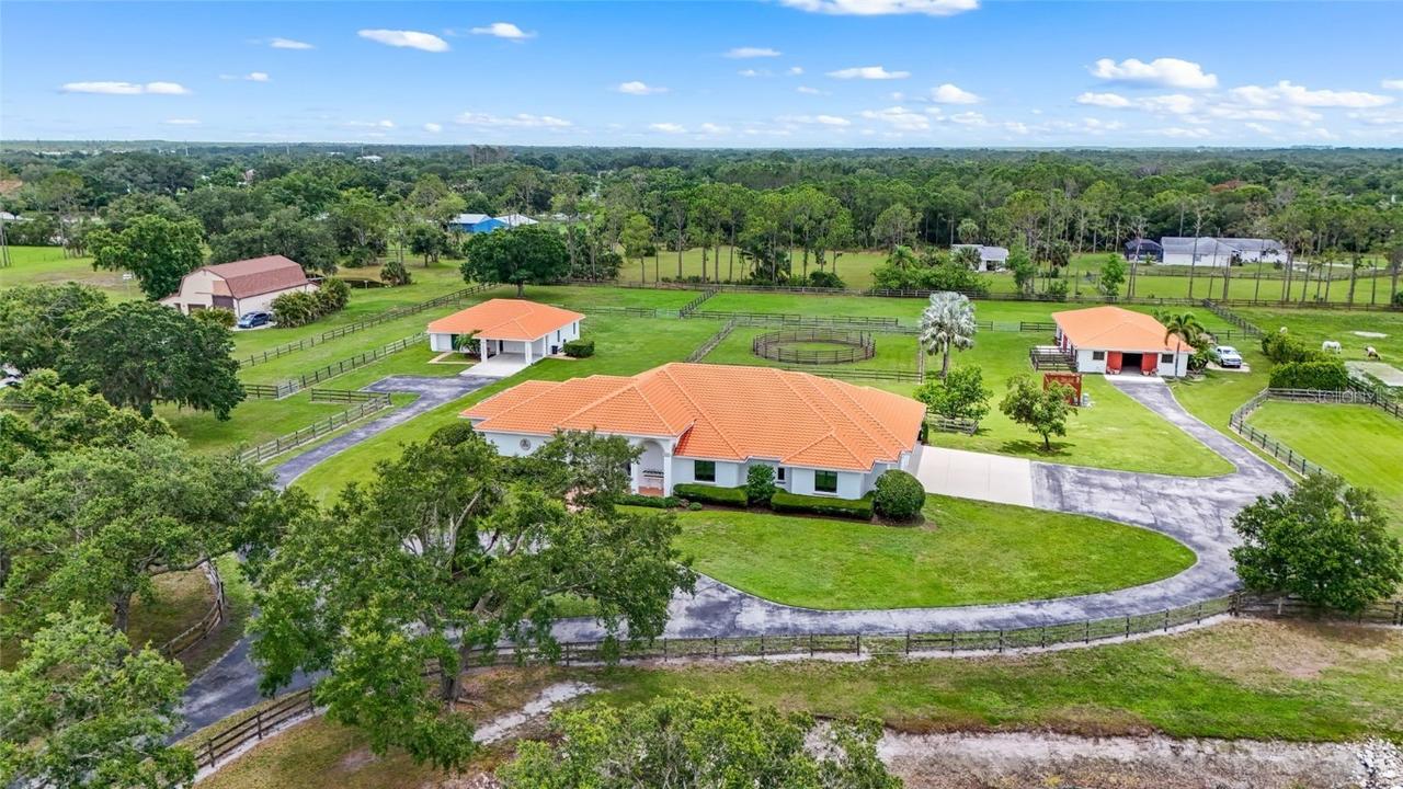 7025 Saddle Creek Cir., Sarasota, FL 34241