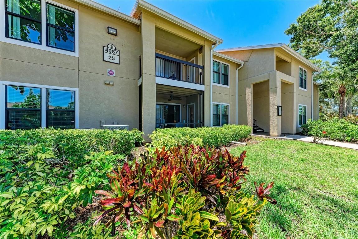 4057 Crockers Lake Blvd. #15, Sarasota, FL 34238