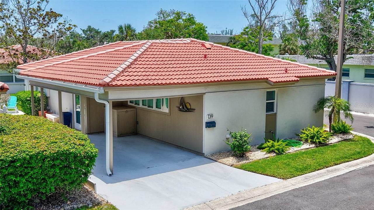 139 Vista Hermosa Circle, Sarasota, FL 34242