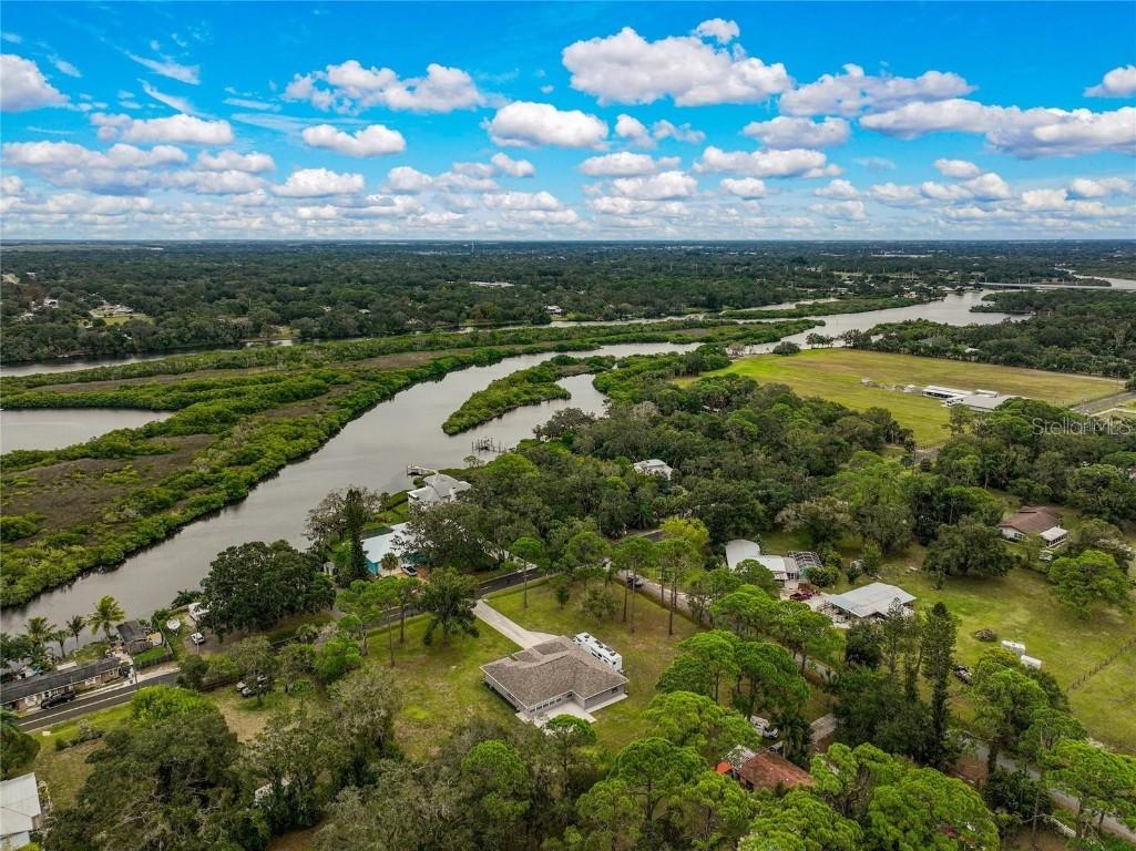 2912 51st St., Bradenton, FL 34208