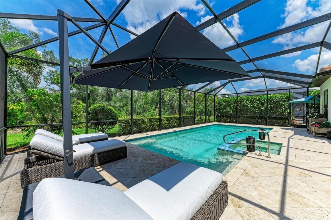 15315 Derna Ter., Bradenton, FL 34211