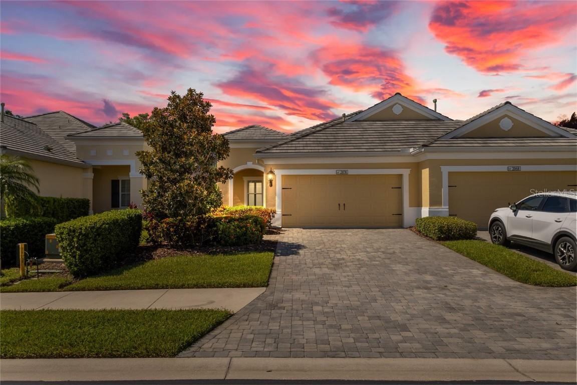 2070 Crystal Lake Tr., Bradenton, FL 34211