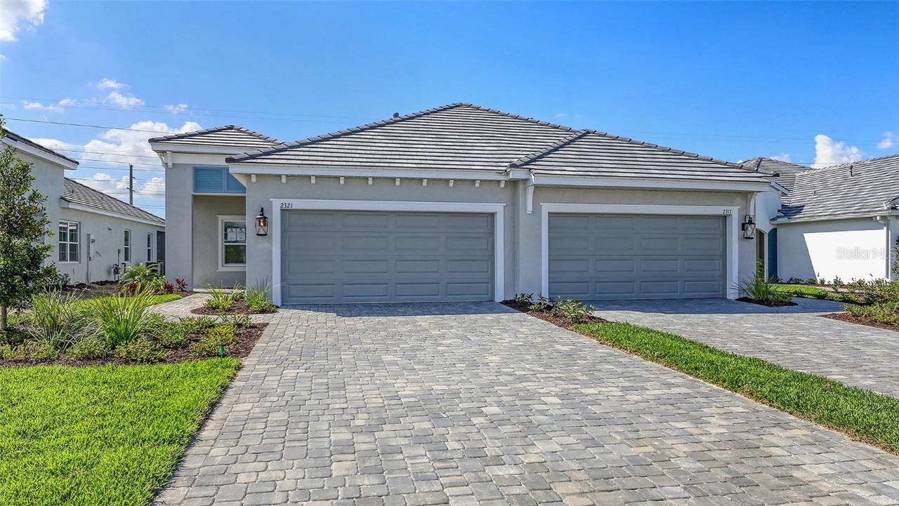 2321 Blue Mahoe Ln., Sarasota, FL 34240