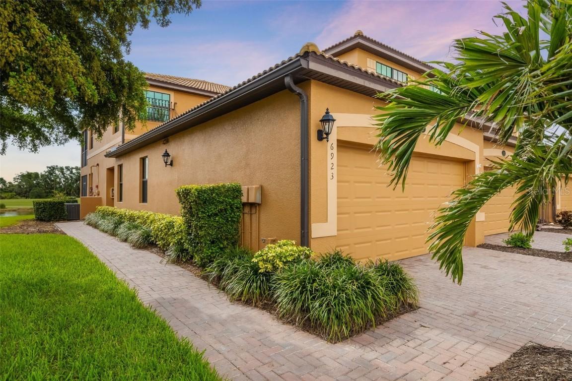 6923 Grand Estuary Tr. #101, Bradenton, FL 34212