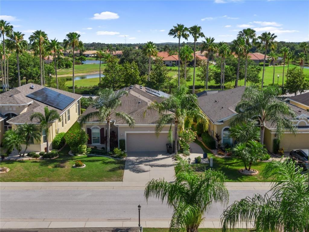305 Siena Vista Pl., Sun City Center, FL 33573
