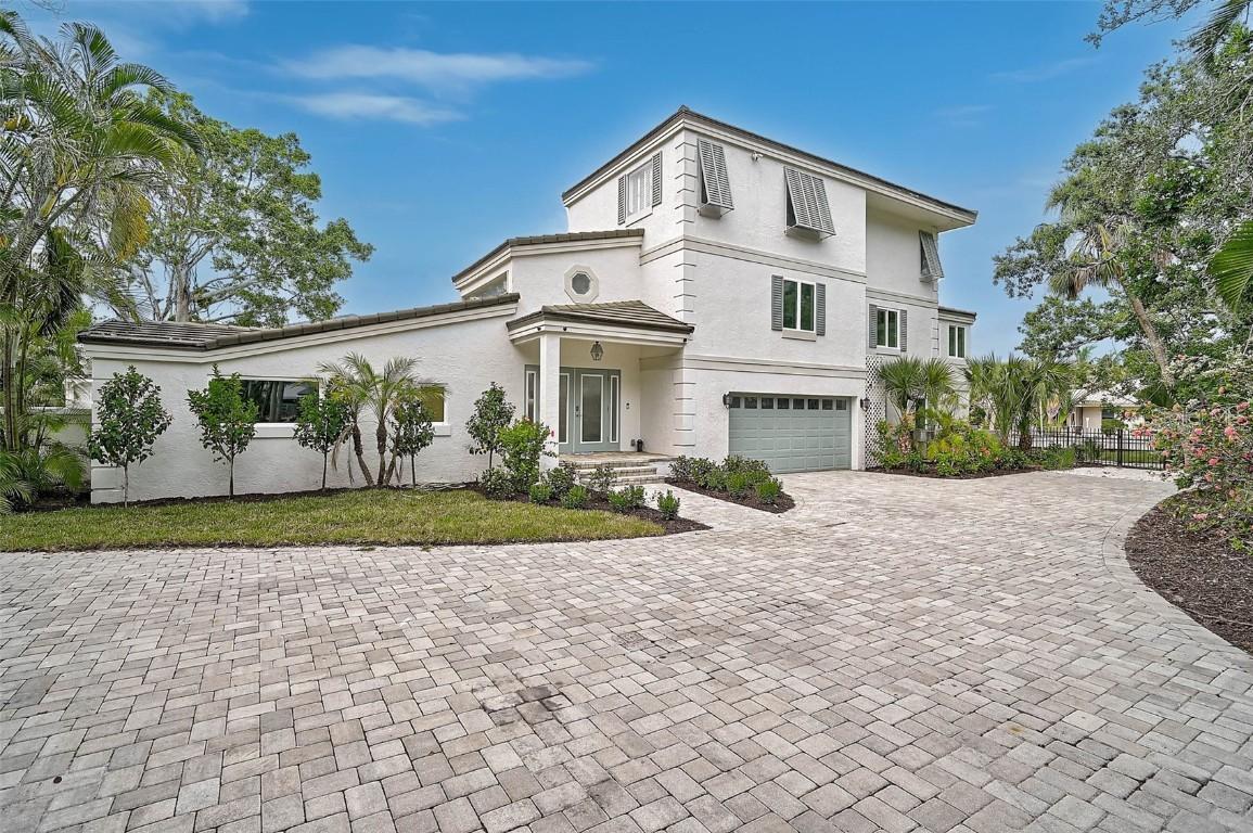 4831 Primrose Path, Sarasota, FL 34242