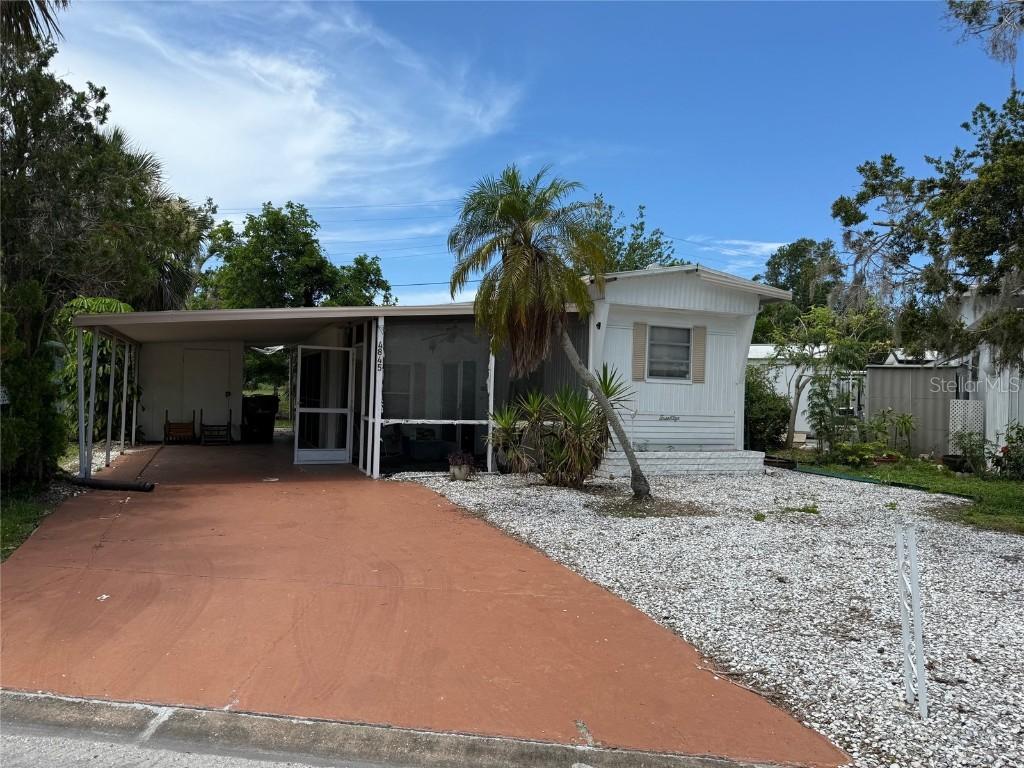 4845 Boca Raton Ave., Sarasota, FL 34234