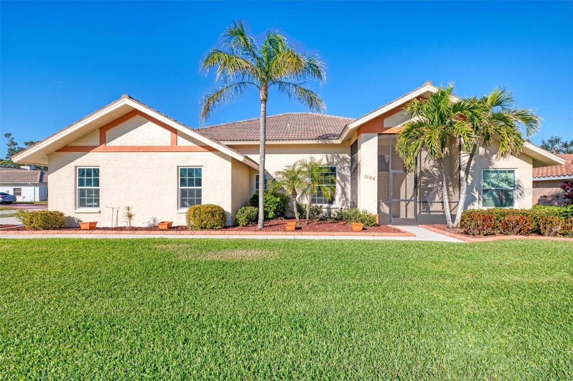 1144 Hoover St., Nokomis, FL 34275