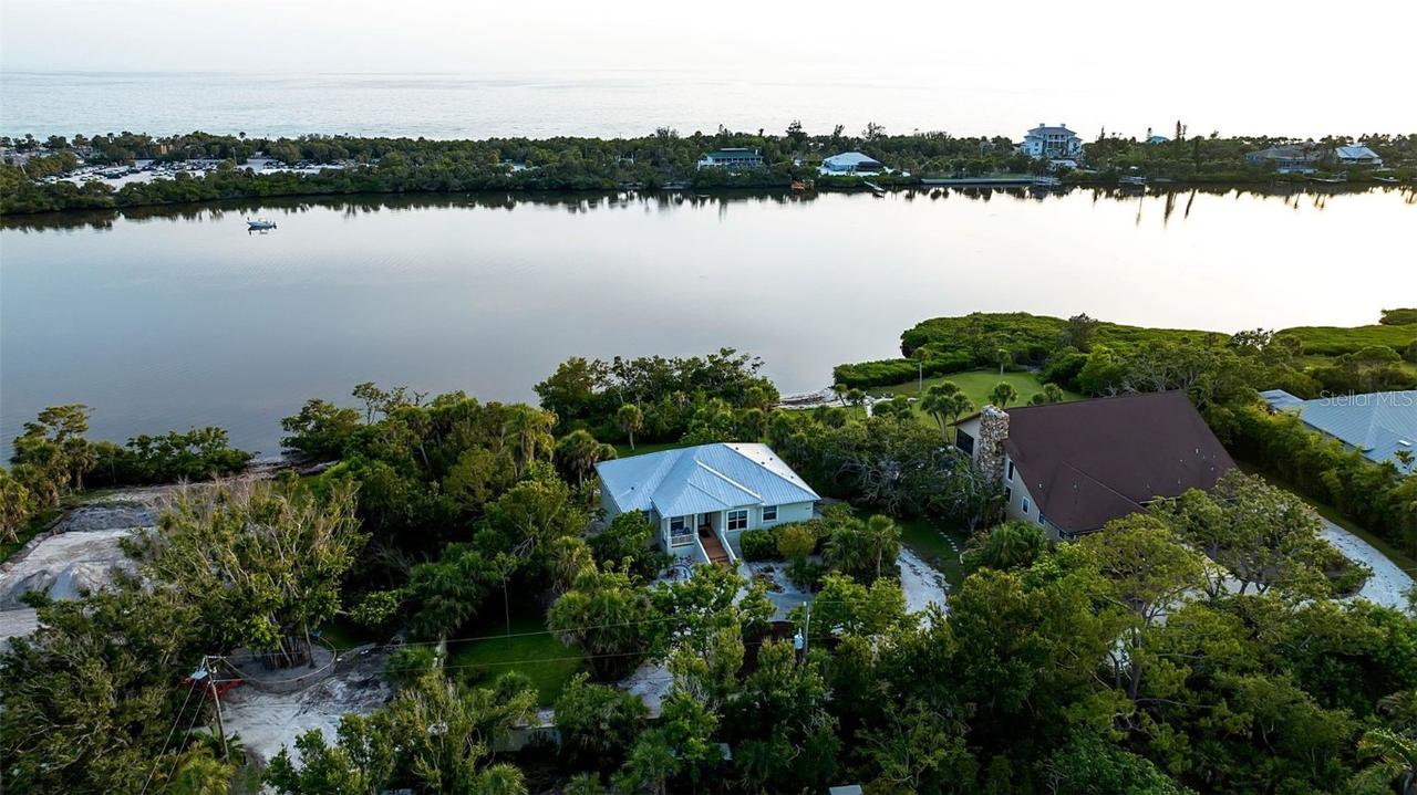 2048 Larson St., Englewood, FL 34223