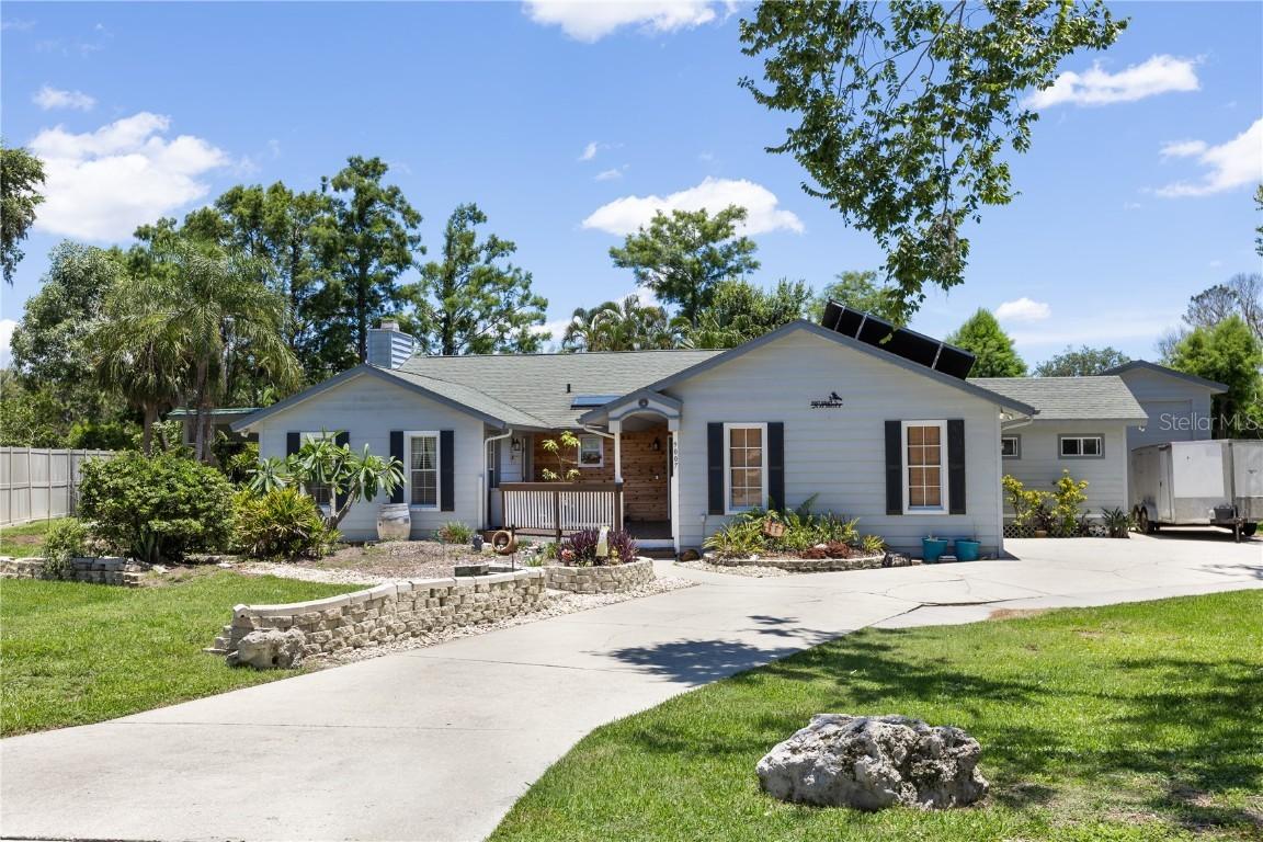 9007 E 63rd Avenue Dr., Bradenton, FL 34202