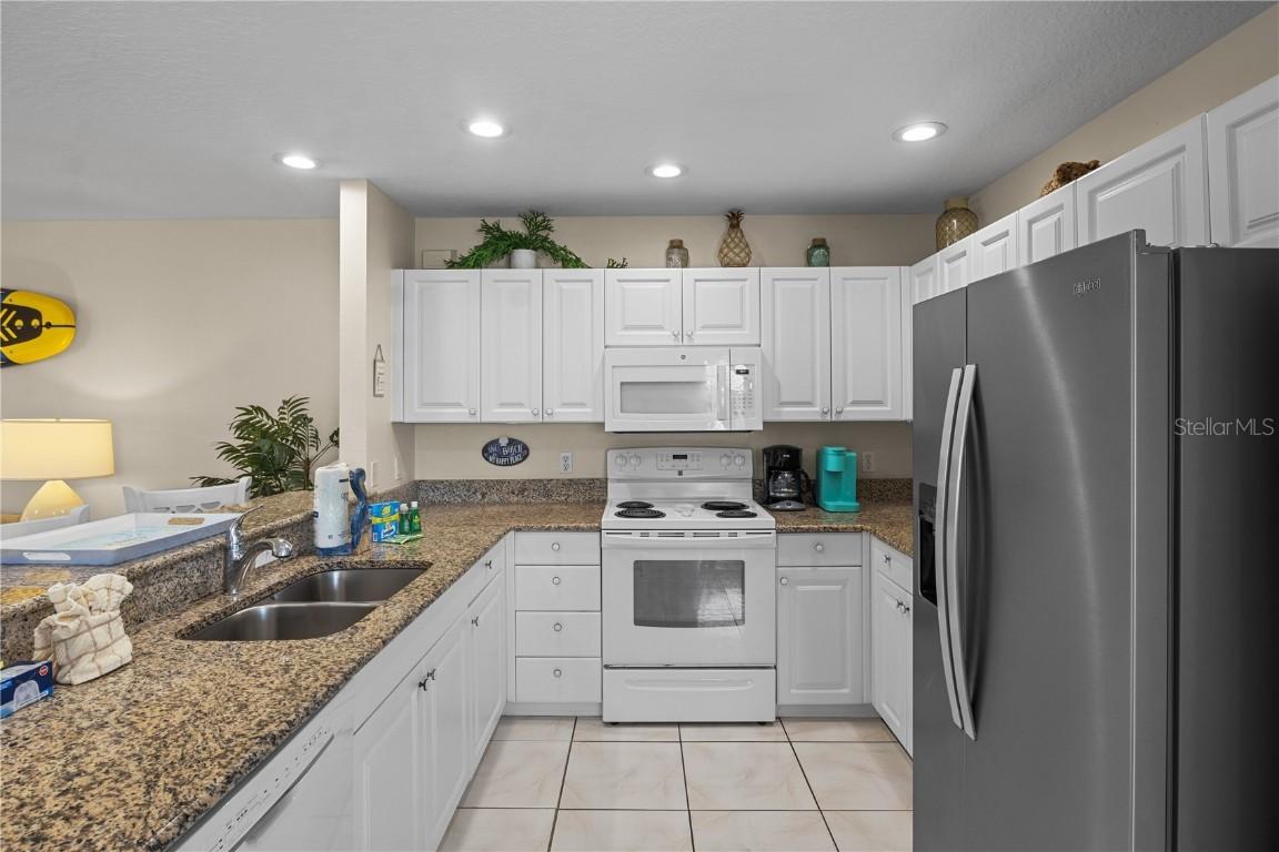 123 52nd St. #B, Holmes Beach, FL 34217