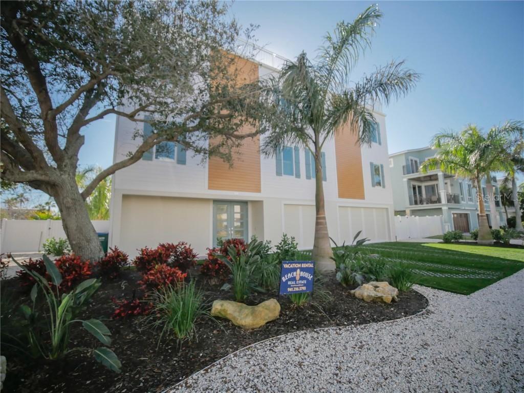 111 6th St., Bradenton Beach, FL 34217