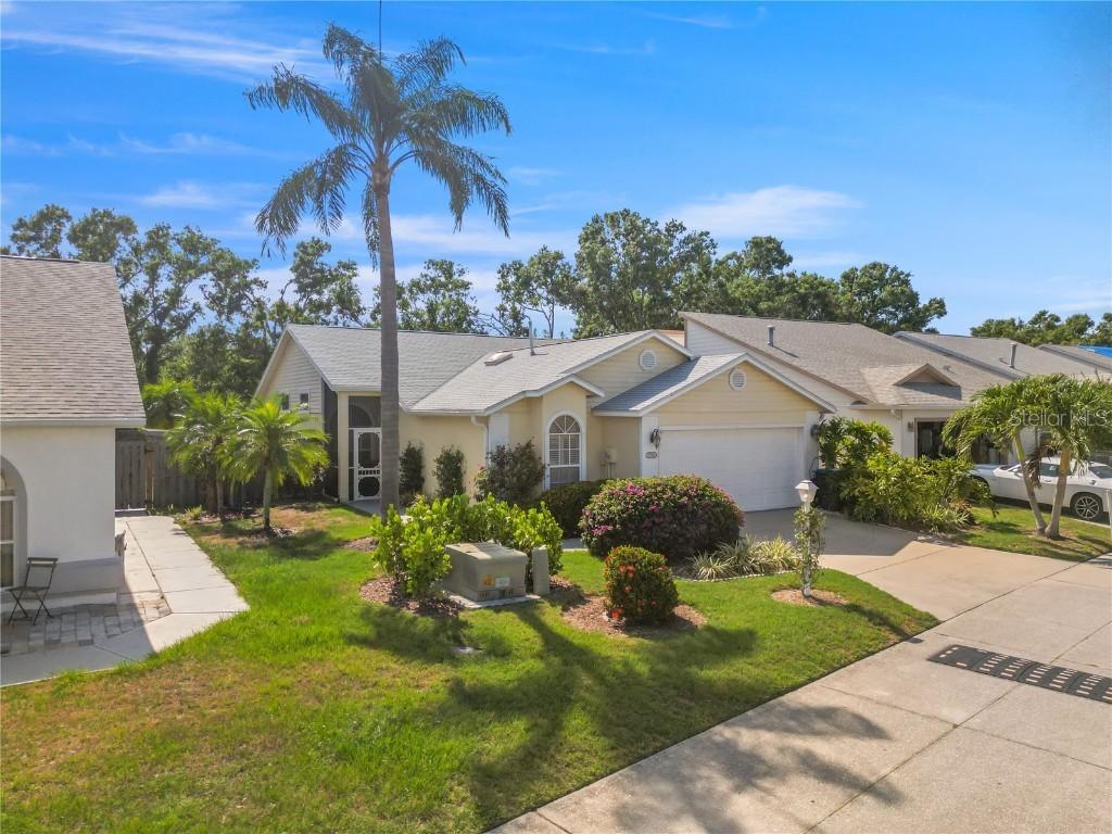 7716 Geneva Ln., Sarasota, FL 34243