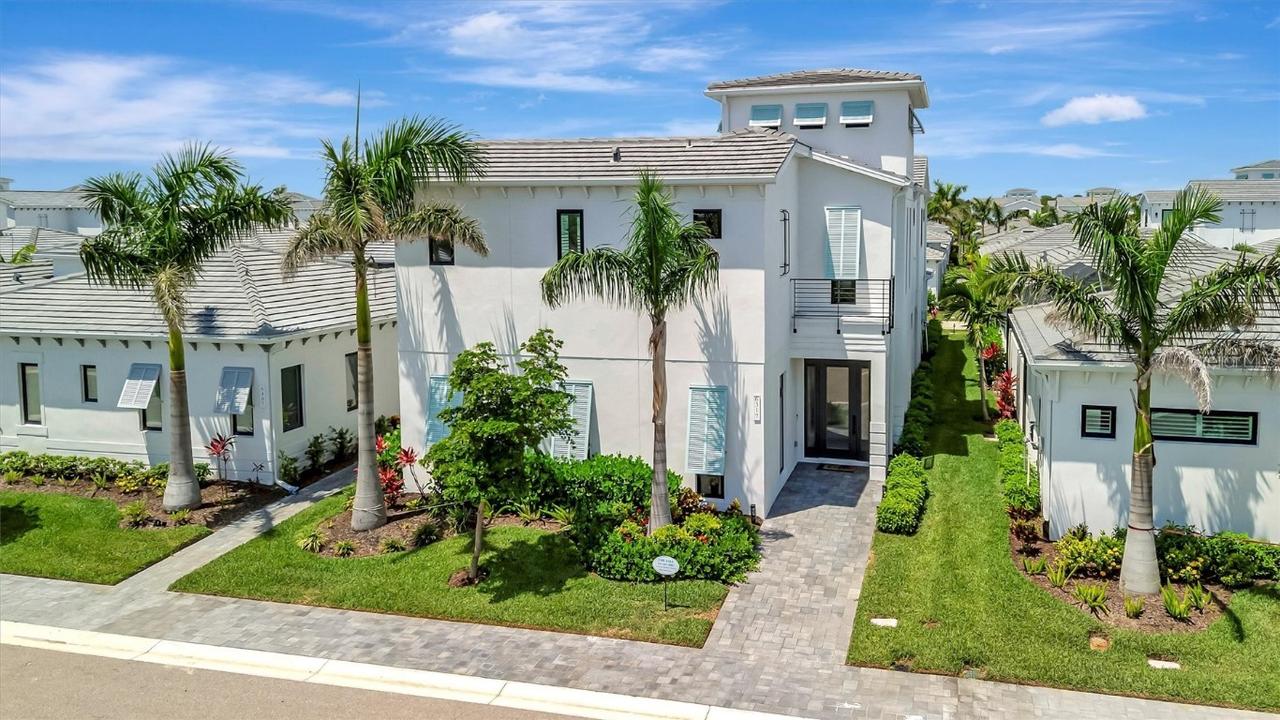 6317 Turtle Grass Dr., Bradenton, FL 34210