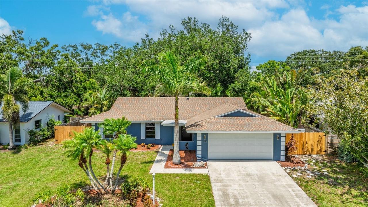 3525 Riviera Dr., Sarasota, FL 34232