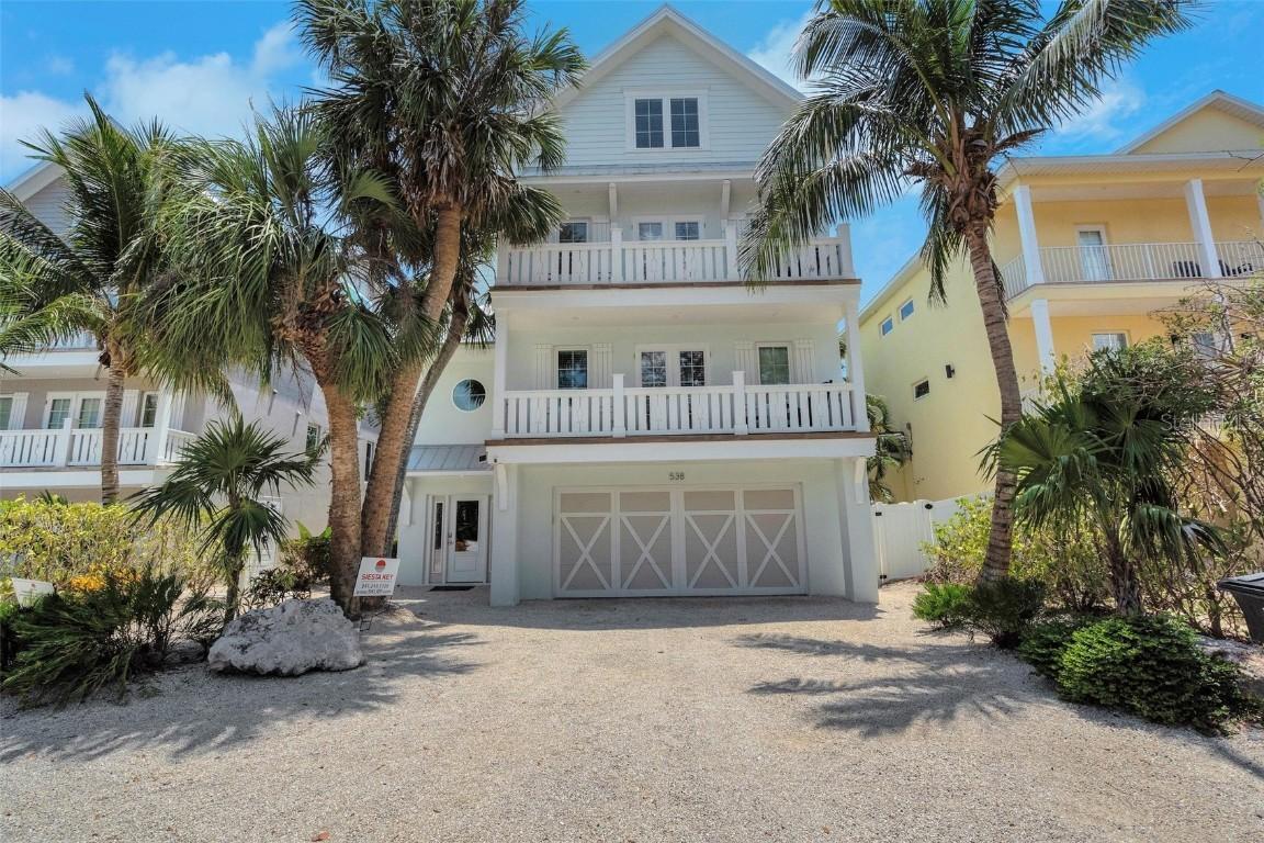 538 Canal Rd., Sarasota, FL 34242
