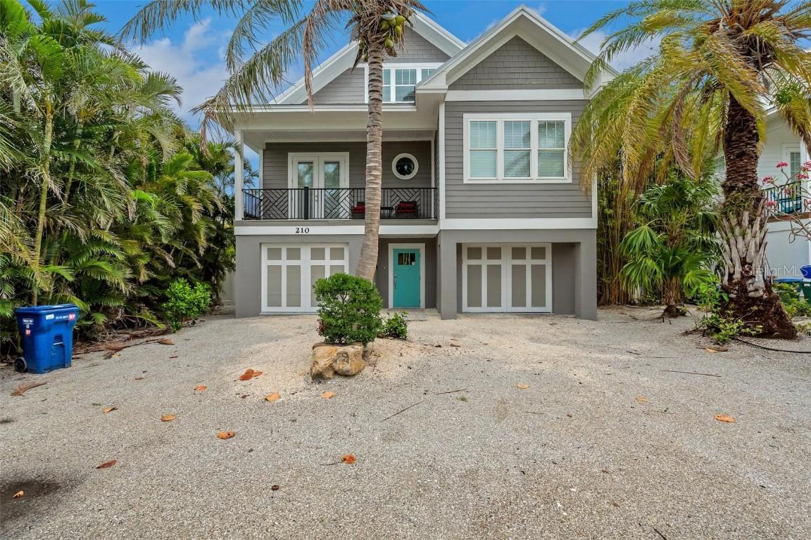 210 N Harbor Dr., Holmes Beach, FL 34217