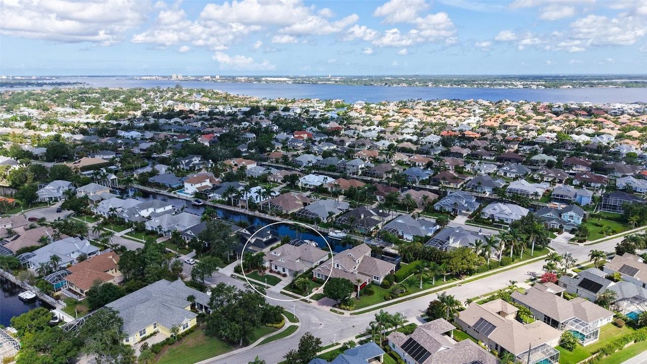 4735 Starboard Dr., Bradenton, FL 34208