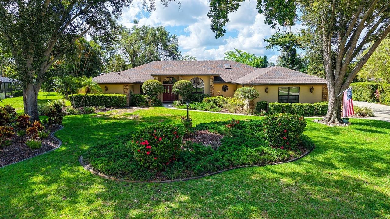 7426 Weeping Willow Blvd., Sarasota, FL 34241
