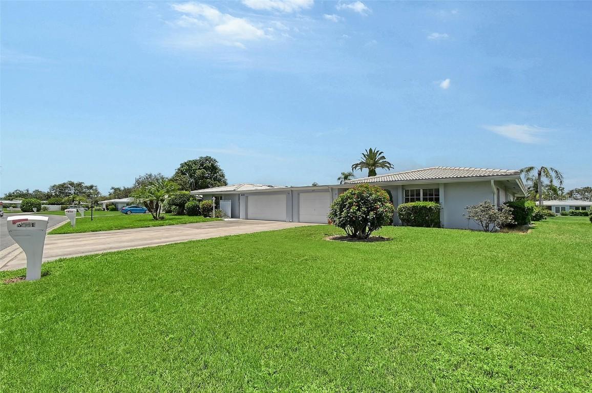 3641 Somerville Dr. #1506, Sarasota, FL 34232