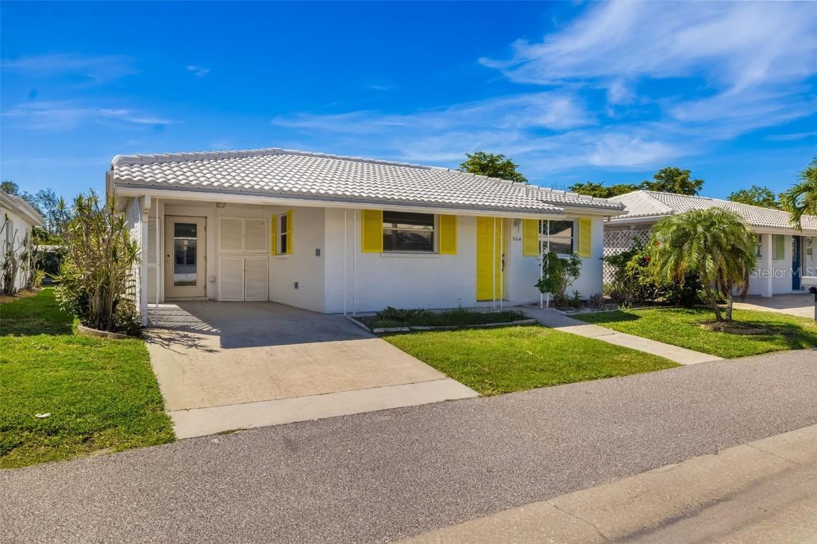 564 Spanish Dr., Longboat Key, FL 34228
