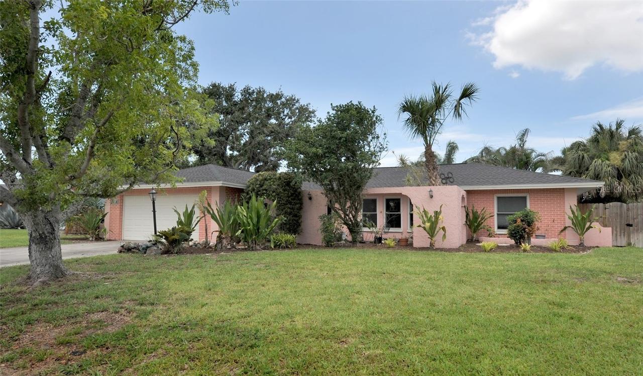 1308 63rd St., Bradenton, FL 34209