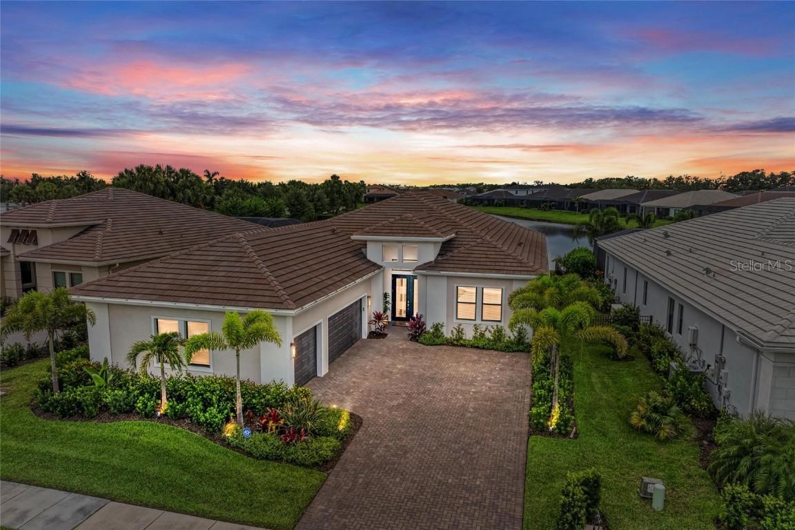 4915 Kiva Cir., Bradenton, FL 34211