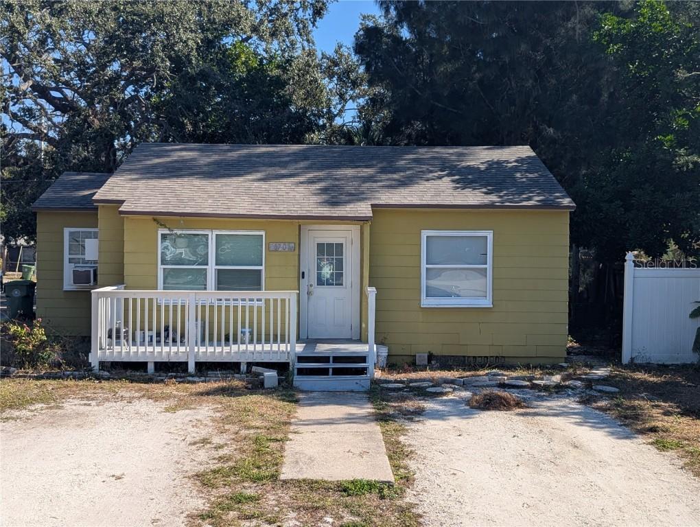 1701 13th St., Bradenton, FL 34205