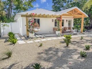2189 Hillview St., Sarasota, FL 34239